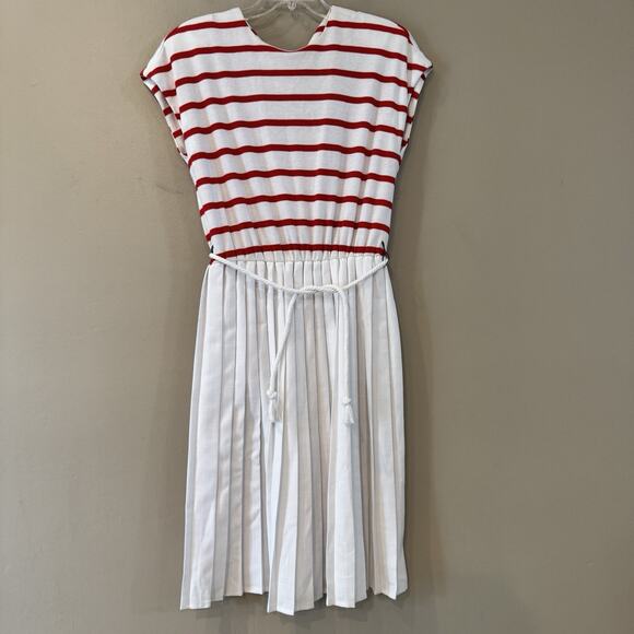 VTG Nautical Dress 10 Red White Candy Stripe Americana Pleated‎ Button Back USA - Picture 2 of 14